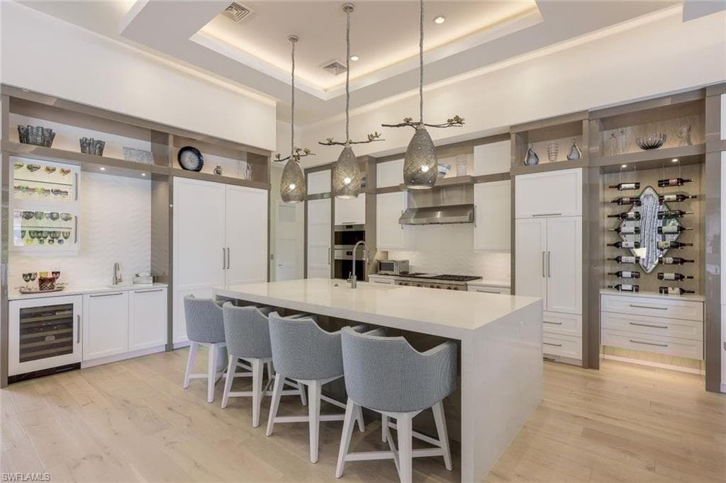 201 Caribbean Rd, Naples, FL 34108-11