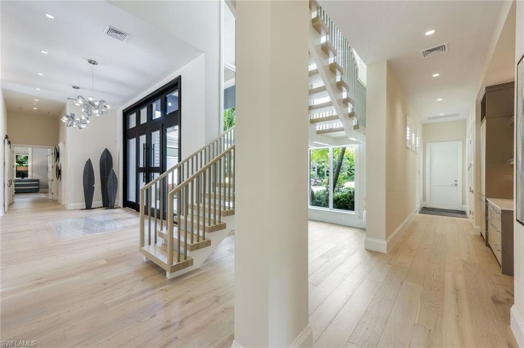 201 Caribbean Rd, Naples, FL 34108-20
