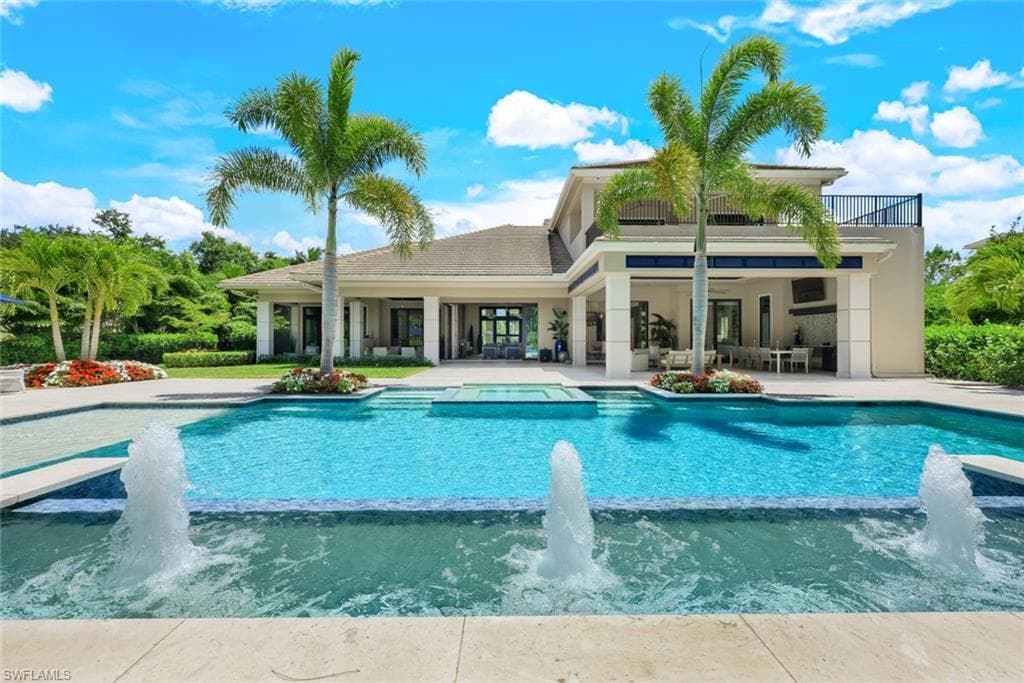 201 Caribbean Rd, Naples, FL 34108-46