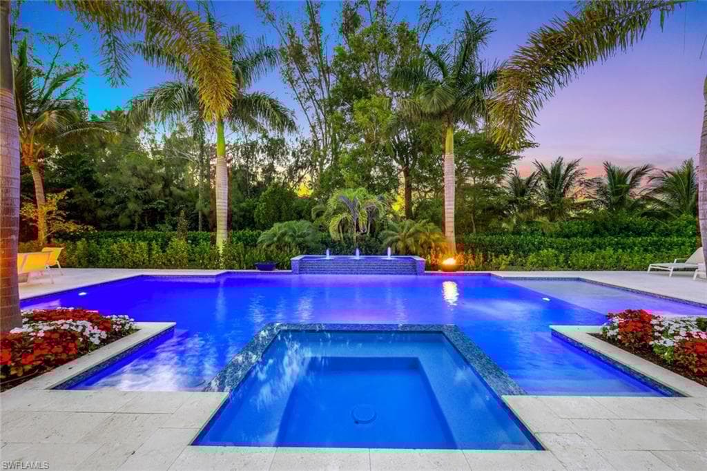 201 Caribbean Rd, Naples, FL 34108-50