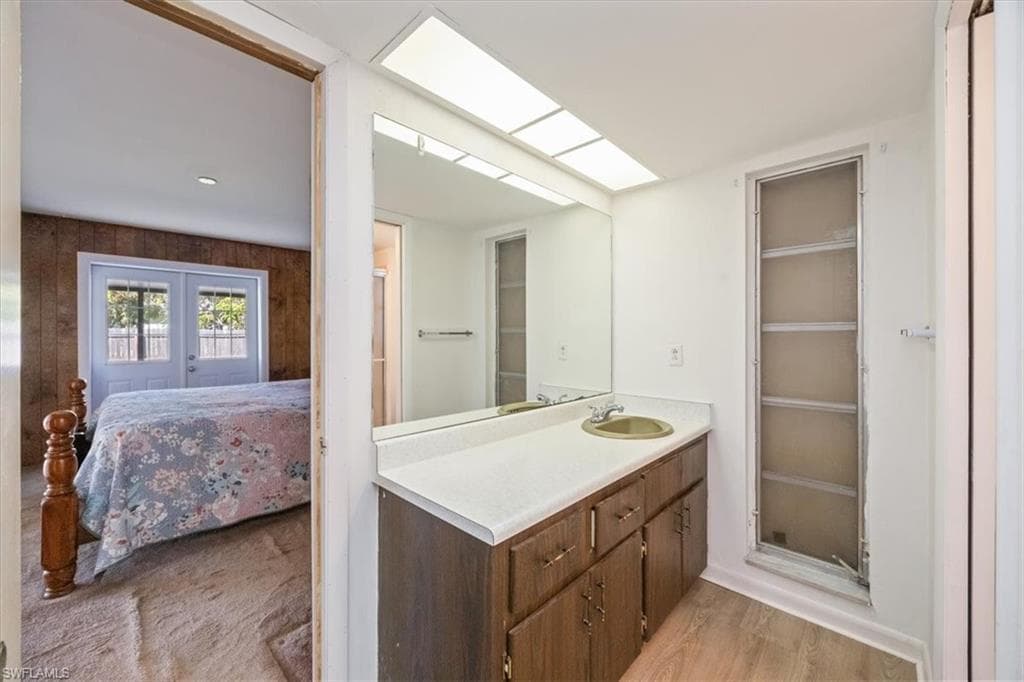3929 Mohawk Pl, Naples, FL 34112-9