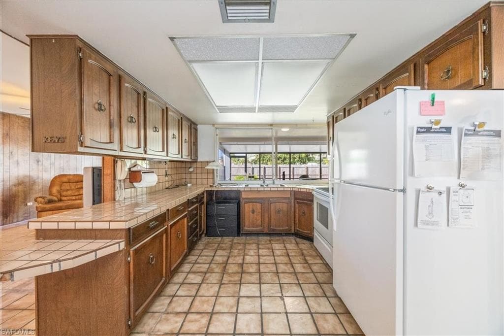 3929 Mohawk Pl, Naples, FL 34112-14
