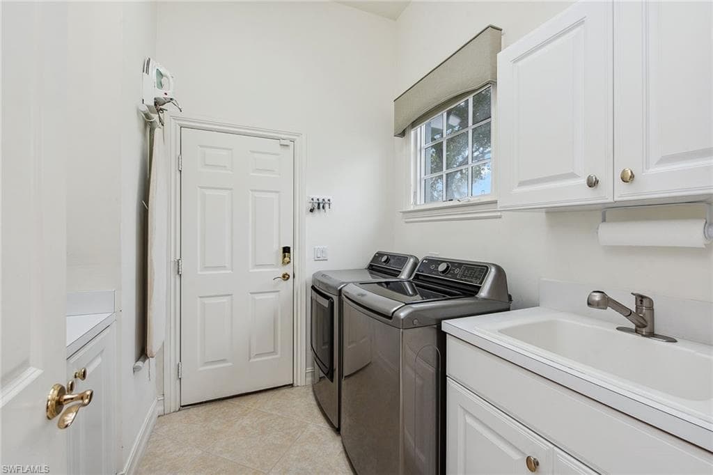 8469 Mallards Way, Naples, FL 34114-22