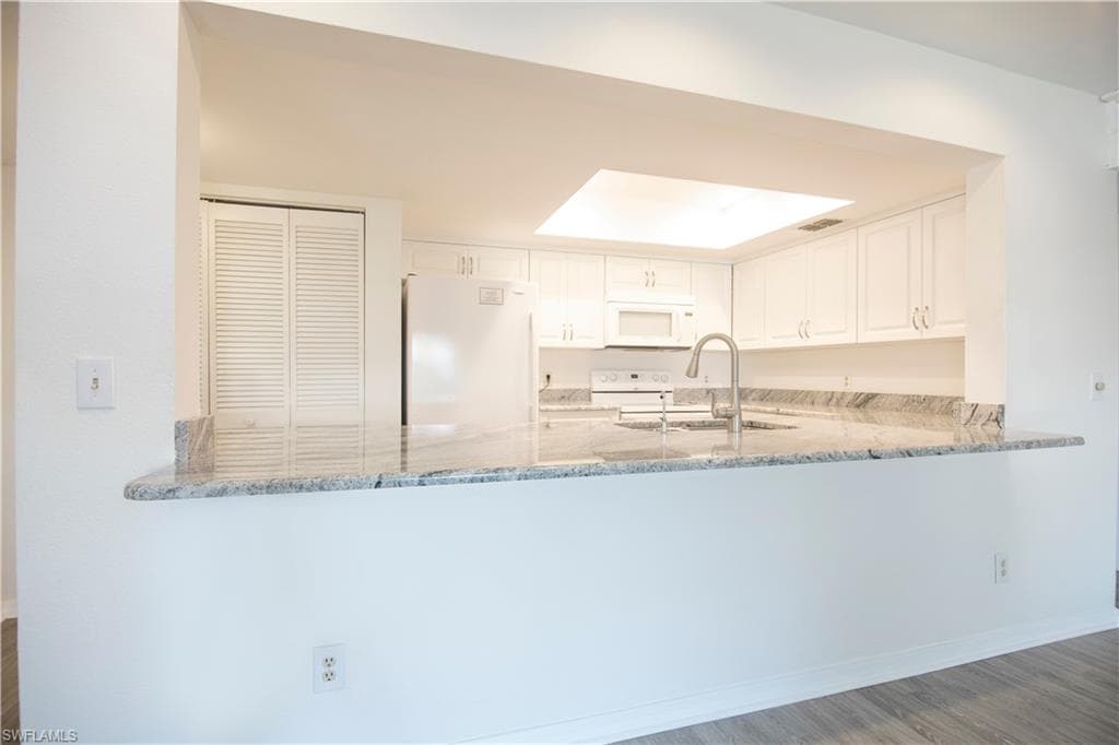 3418 Timberwood Cir 146-0, Naples, FL 34105-5