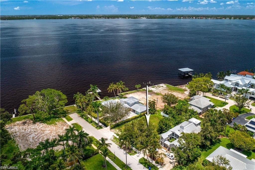 1223 Coconut Dr, Fort Myers, FL 33901-1