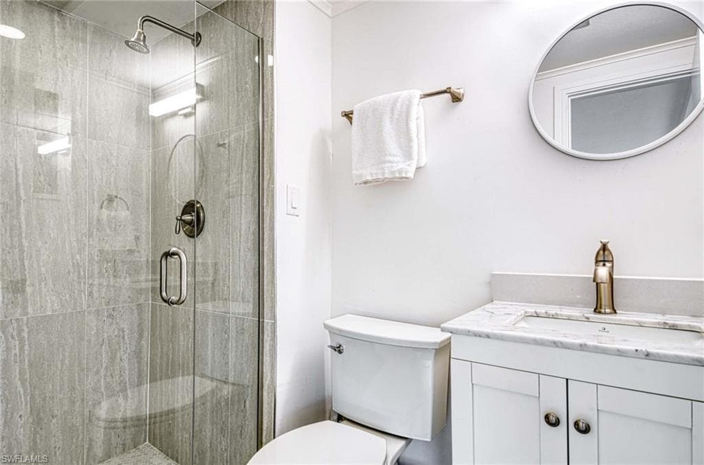 1280 Barbizon Ln, Naples, FL 34104-10