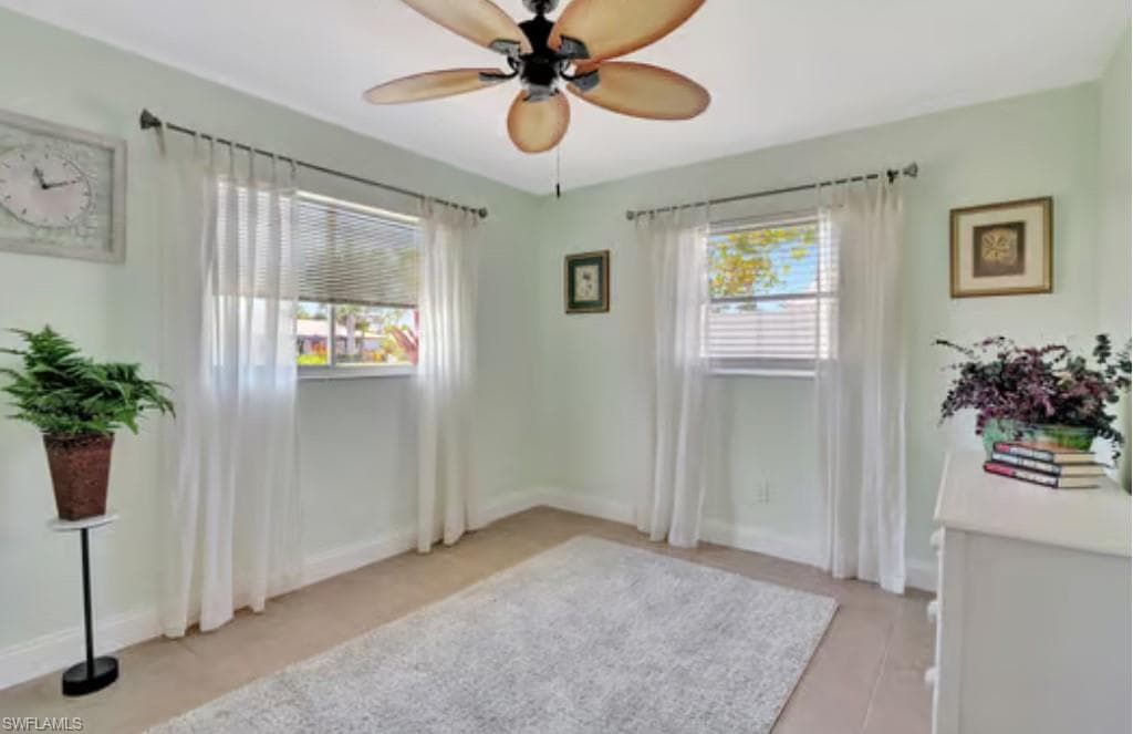 116 Capri Blvd, Naples, FL 34113-28