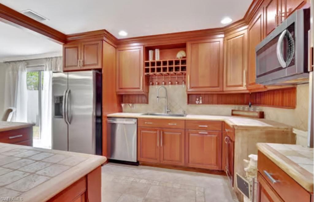 116 Capri Blvd, Naples, FL 34113-33