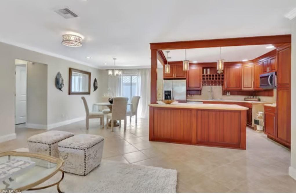 116 Capri Blvd, Naples, FL 34113-36