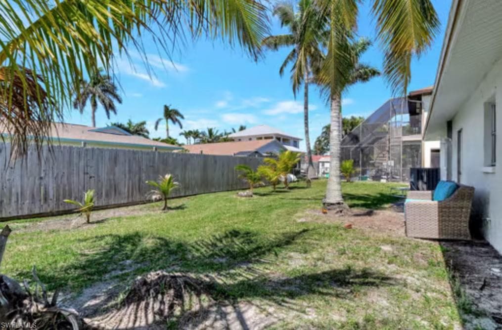 116 Capri Blvd, Naples, FL 34113-45