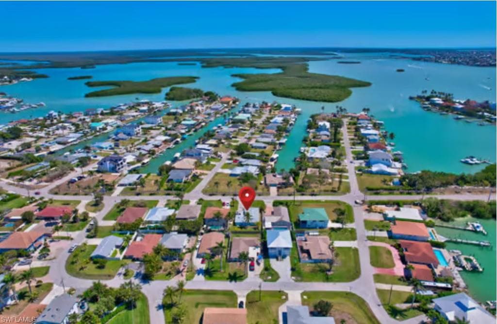 116 Capri Blvd, Naples, FL 34113-7