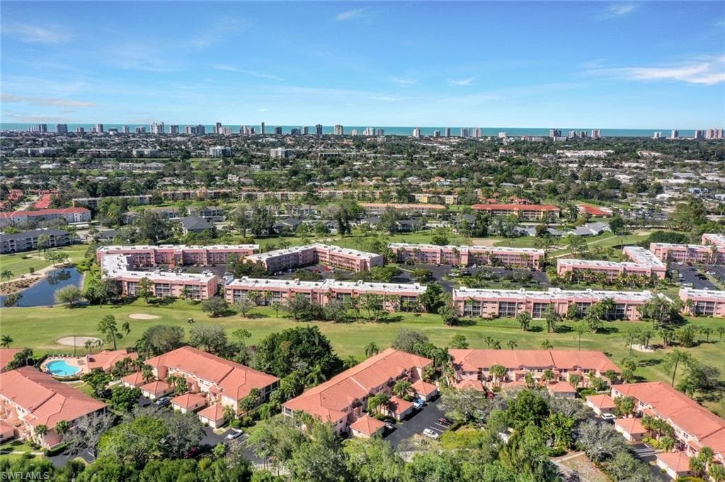 628 Woodshire Ln G4, Naples, FL 34105-1