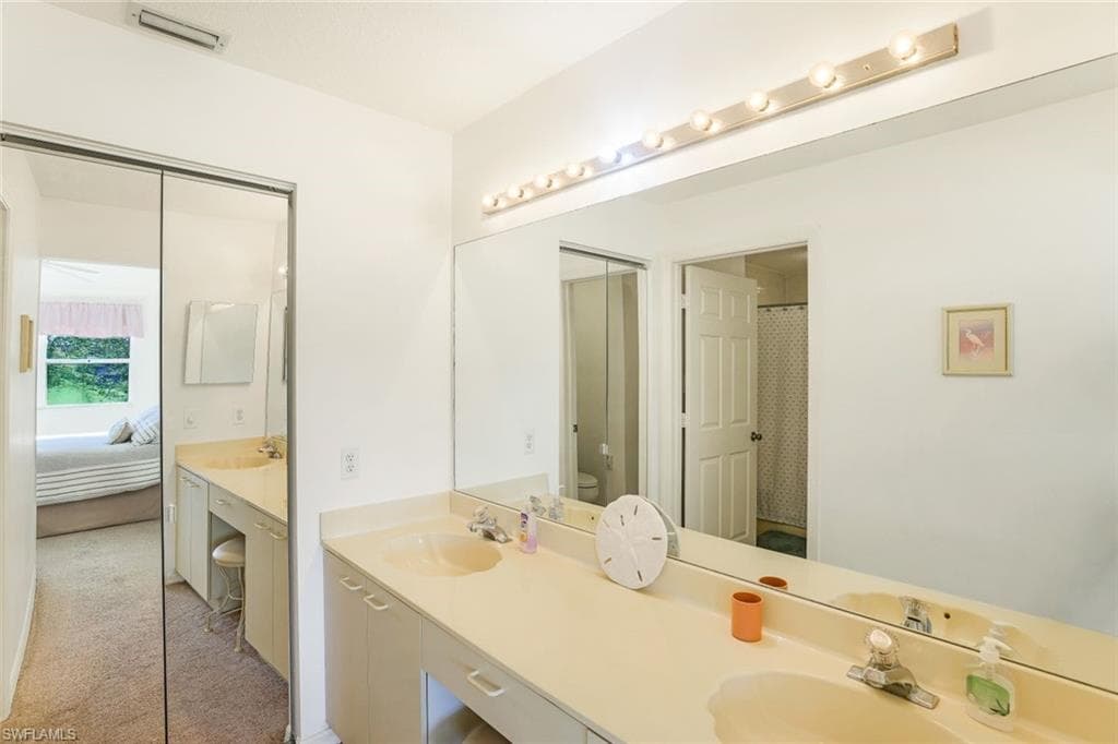 628 Woodshire Ln G4, Naples, FL 34105-21
