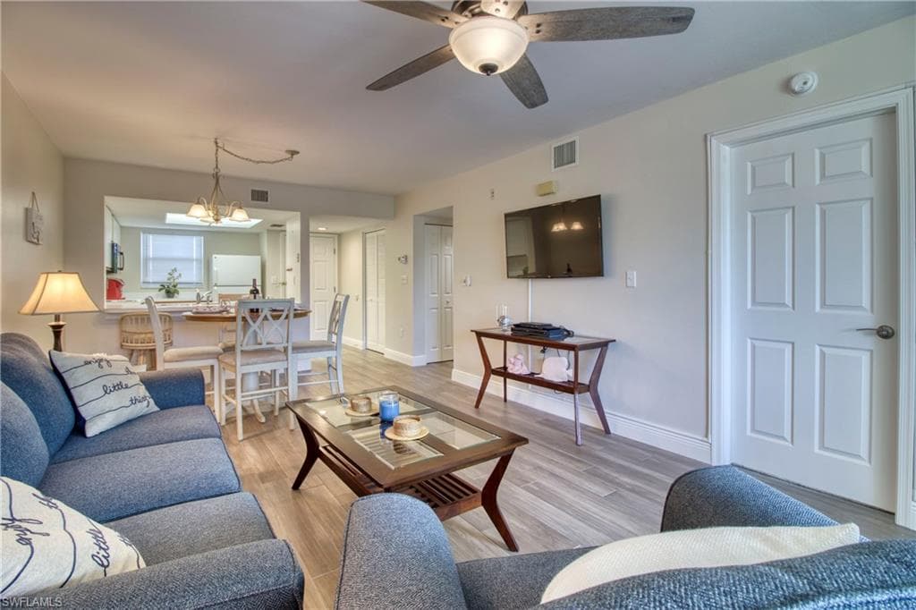 801 Collier Blvd N305, Marco Island, FL 34145-9