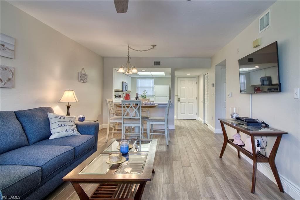 801 Collier Blvd N305, Marco Island, FL 34145-8