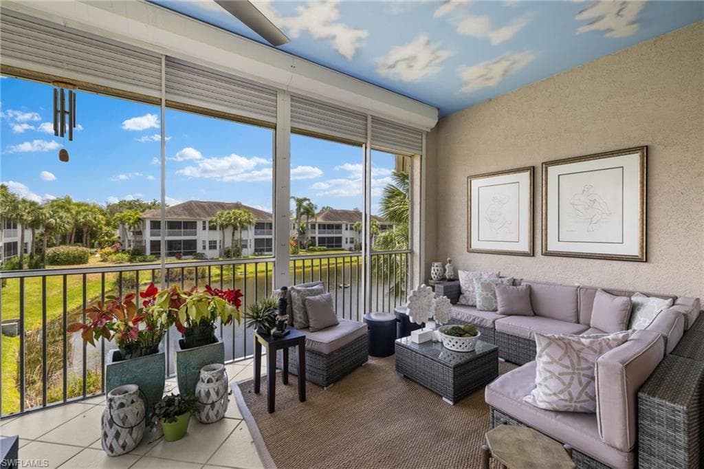 5060 Yacht Harbor Cir 201, Naples, FL 34112-24