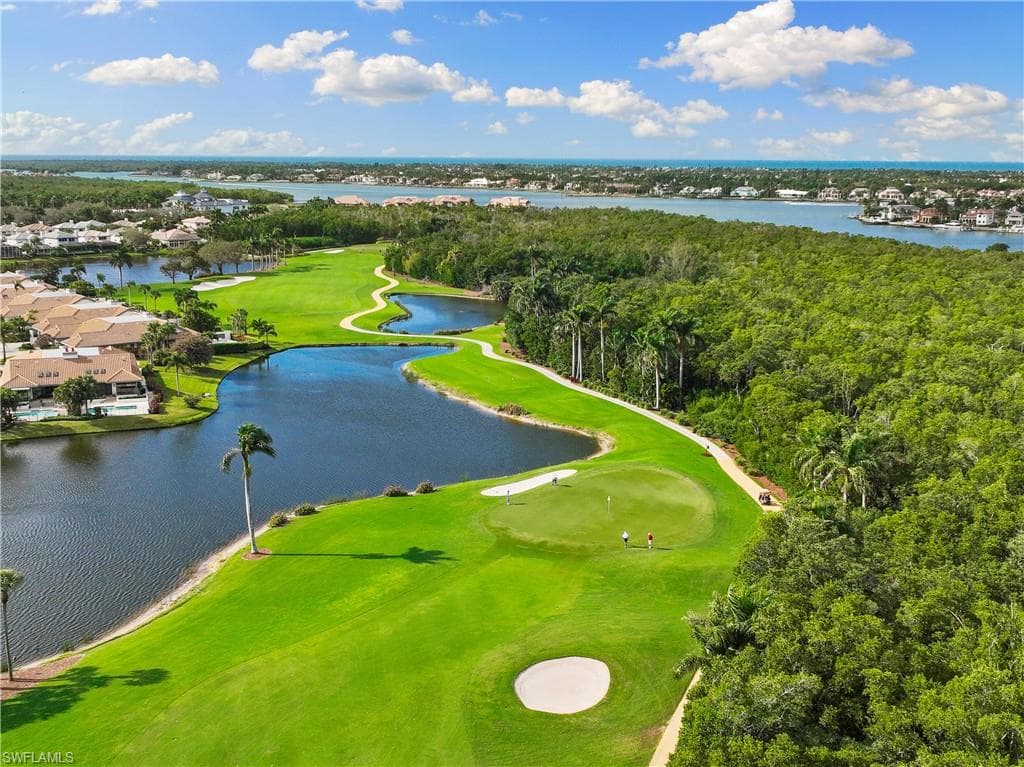5060 Yacht Harbor Cir 201, Naples, FL 34112-41