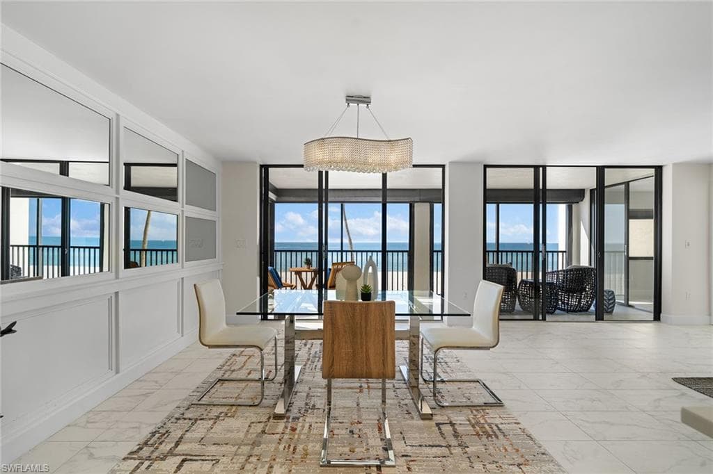 9715 Gulf Shore Dr 103, Naples, FL 34108-4