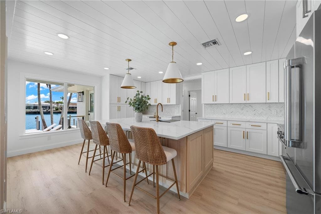269 Sunflower Ct, Marco Island, FL 34145-4