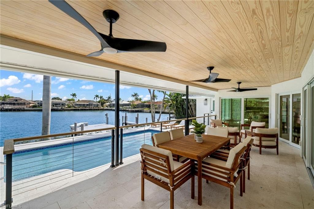 269 Sunflower Ct, Marco Island, FL 34145-7