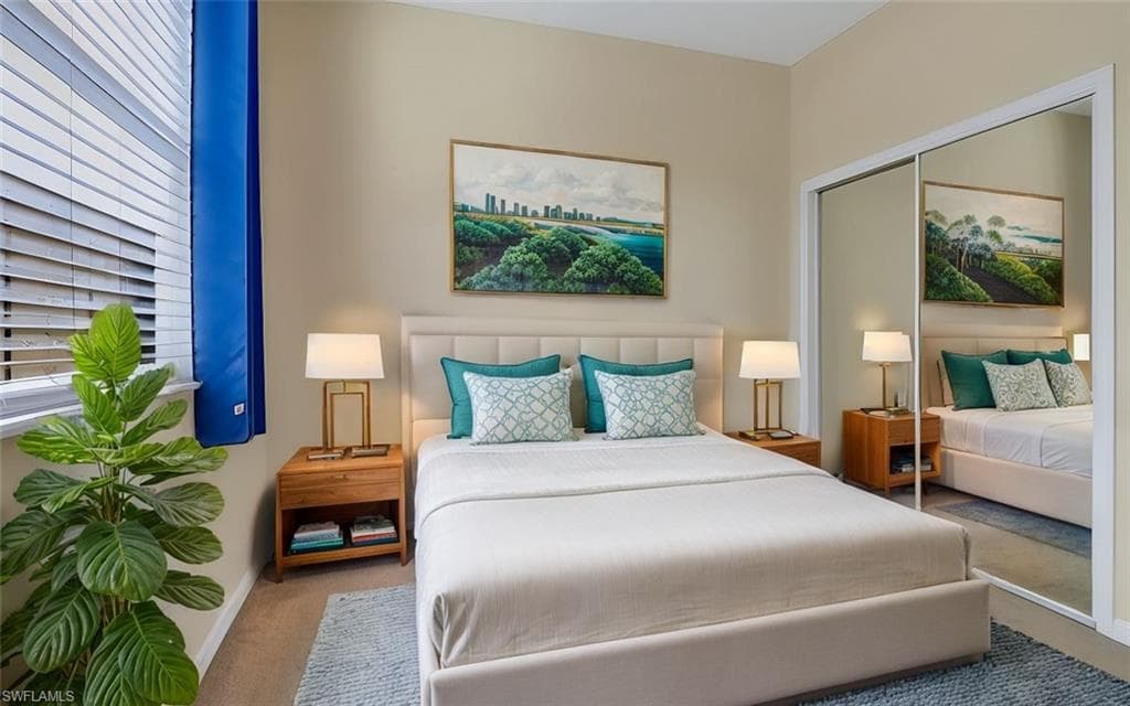 7631 Bristol Cir, Naples, FL 34120-8