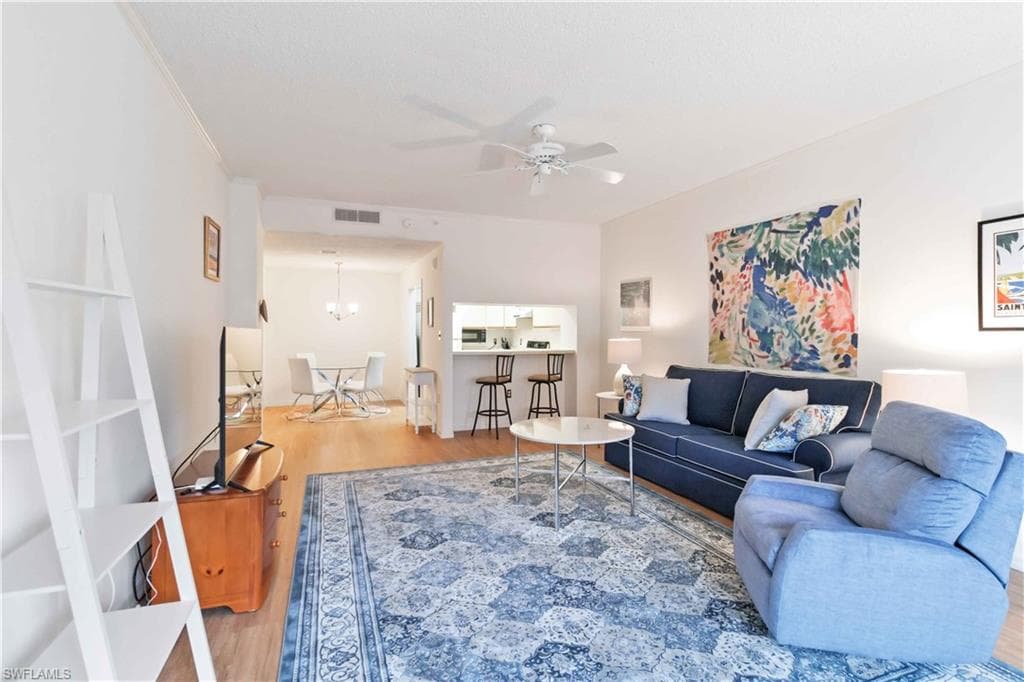 201 Arbor Lake Dr 205, Naples, FL 34110-9