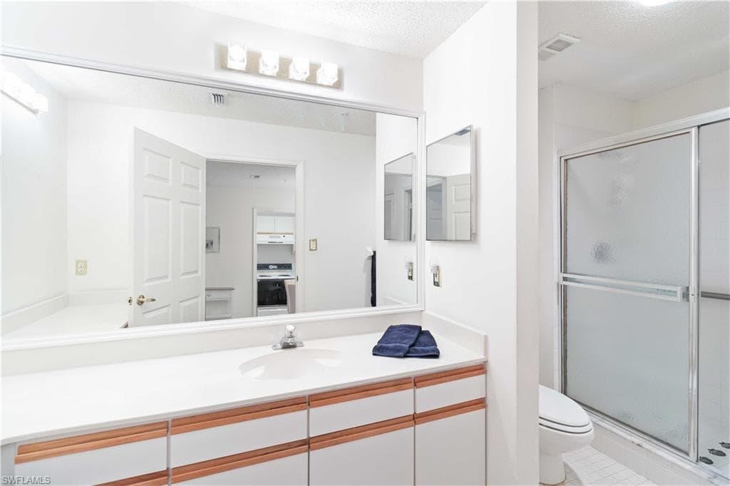 201 Arbor Lake Dr 205, Naples, FL 34110-26