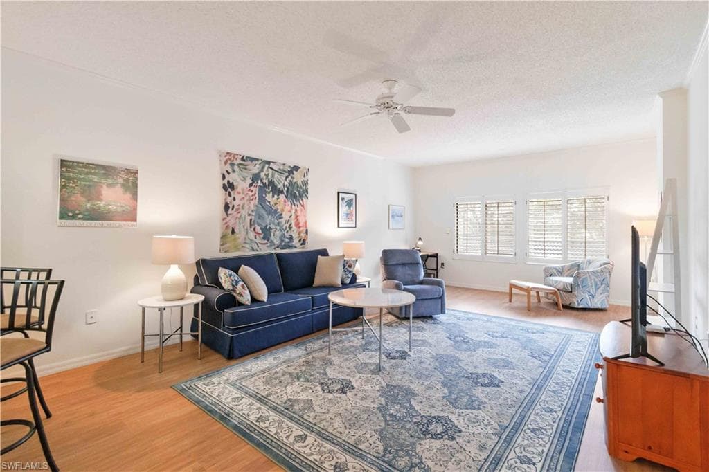 201 Arbor Lake Dr 205, Naples, FL 34110-3