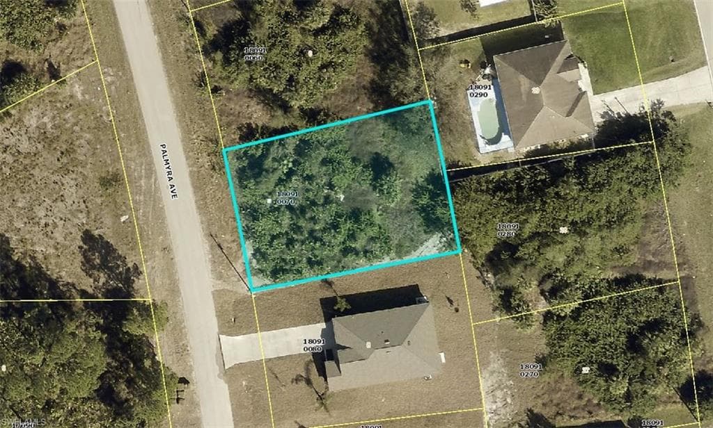413 Palmyra Ave, Lehigh Acres, FL 33974-7