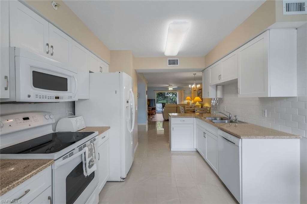 15515 Cedarwood Ln 201, Naples, FL 34110-12