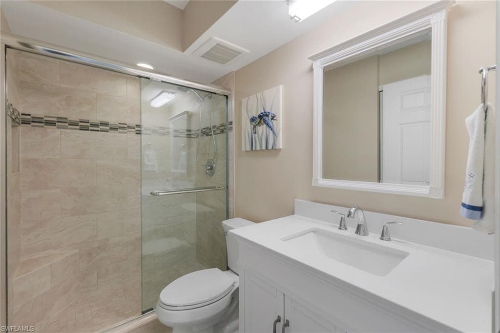 15515 Cedarwood Ln 201, Naples, FL 34110-21