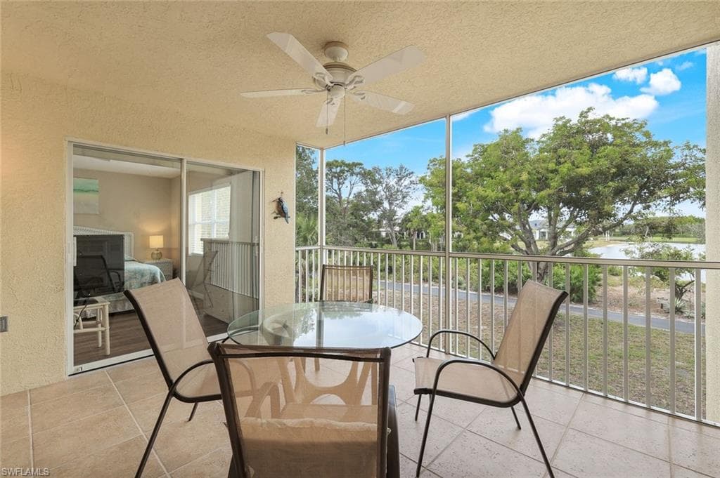 15515 Cedarwood Ln 201, Naples, FL 34110-25