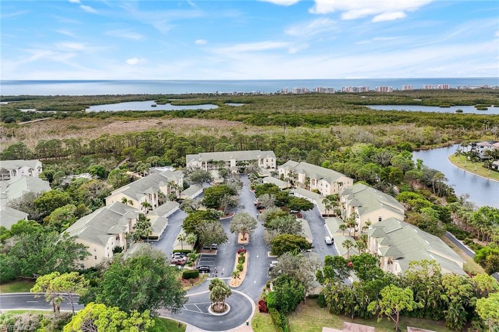 15515 Cedarwood Ln 201, Naples, FL 34110-31