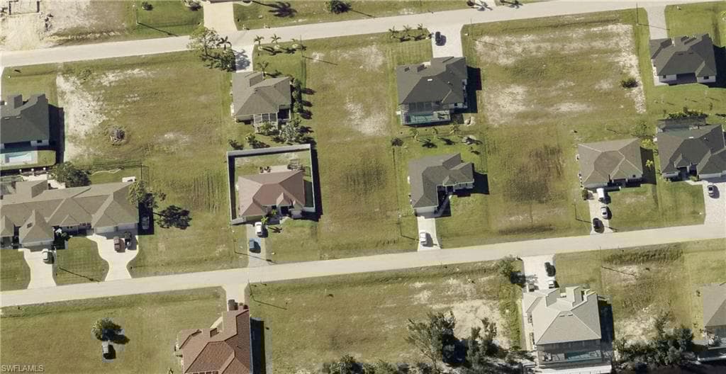 2340 38th Ave, Cape Coral, FL 33993-4