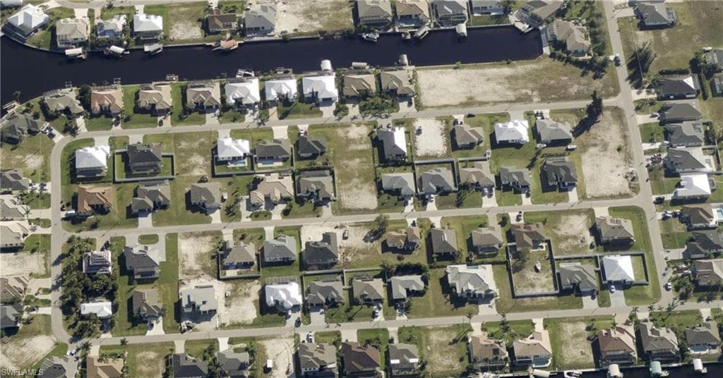 3326 3rd St, Cape Coral, FL 33993-7