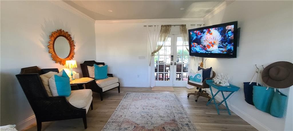 1890 Tarpon Rd, Naples, FL 34102-16