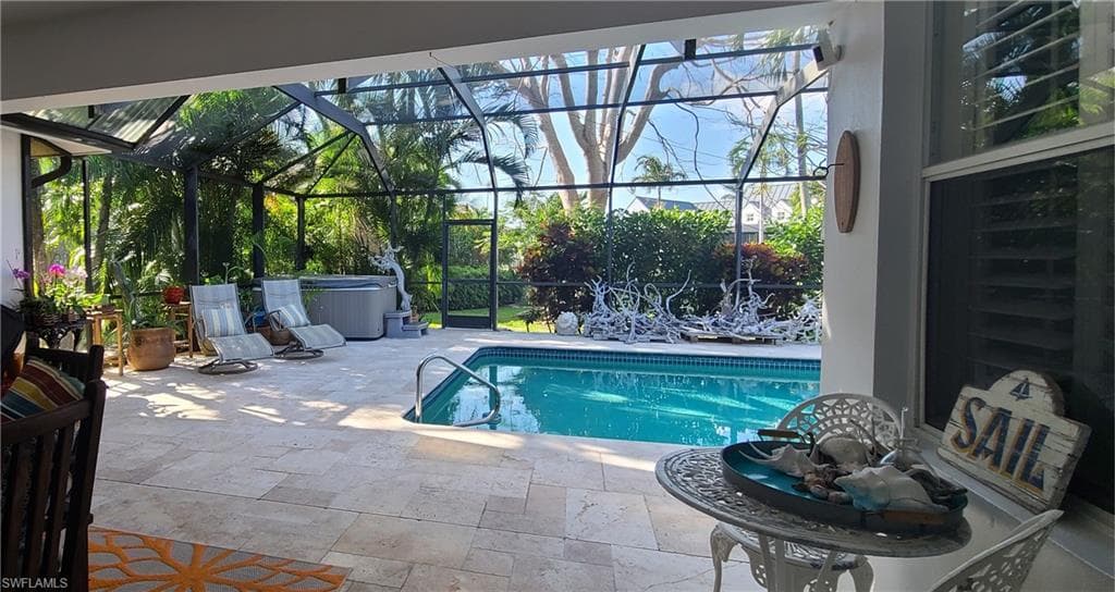 1890 Tarpon Rd, Naples, FL 34102-7