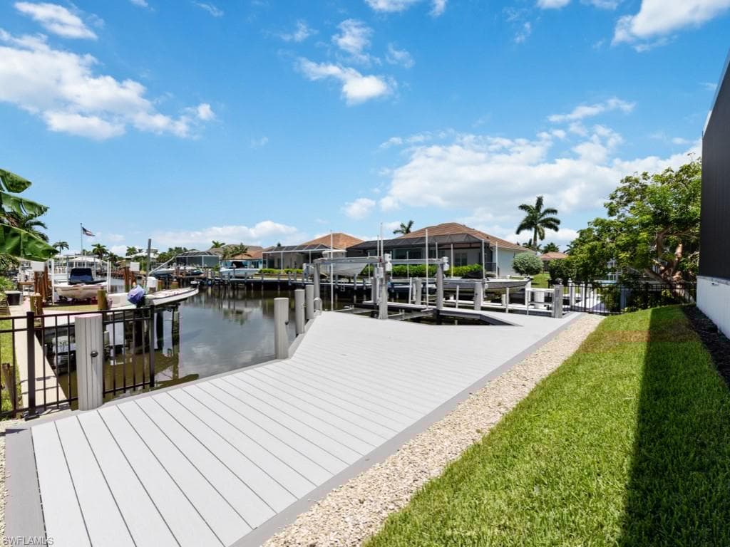 1400 Auburndale Ave, Marco Island, FL 34145-44