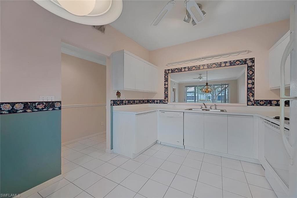 700 Saratoga Cir B101, Naples, FL 34104-10