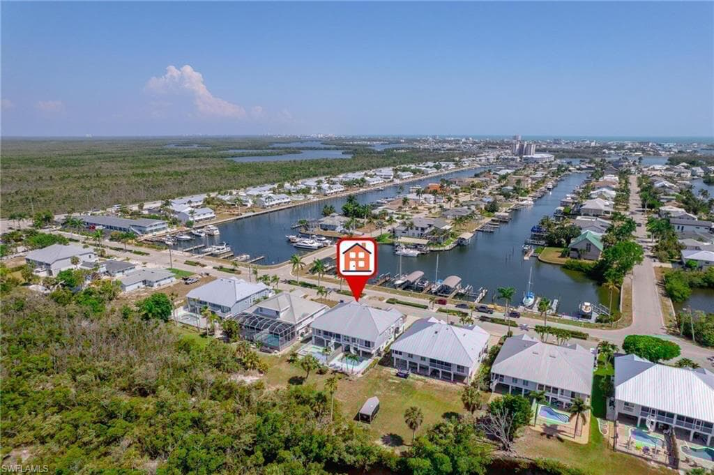 12142 Siesta Dr, Fort Myers Beach, FL 33931-4