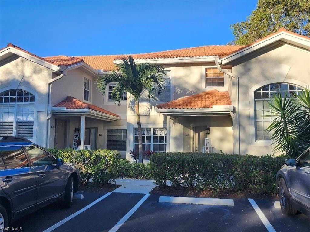 2496 Orchid Bay Dr Y104, Naples, FL 34109-1