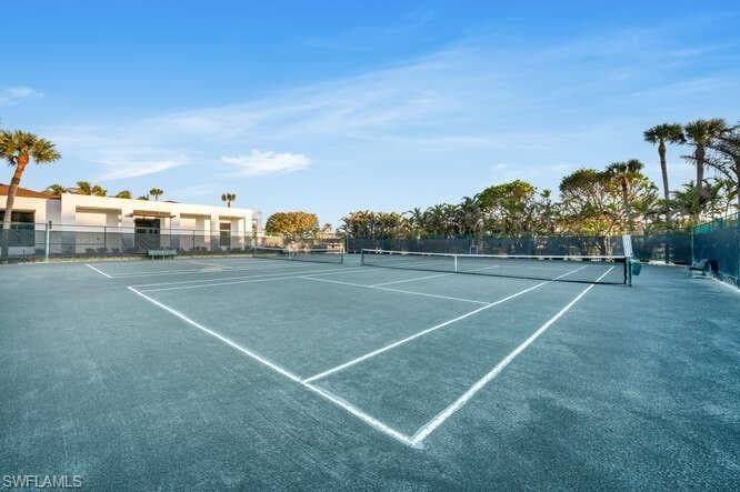 2340 Gulf Shore Blvd N 108, Naples, FL 34103-15