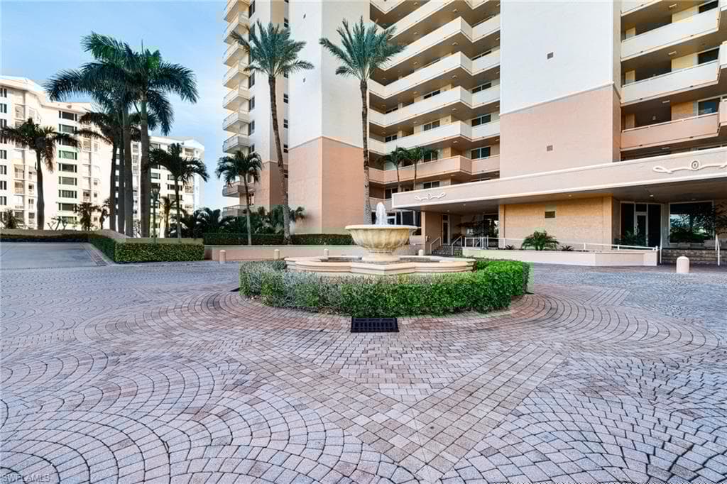 990 Cape Marco Dr 1003, Marco Island, FL 34145-37