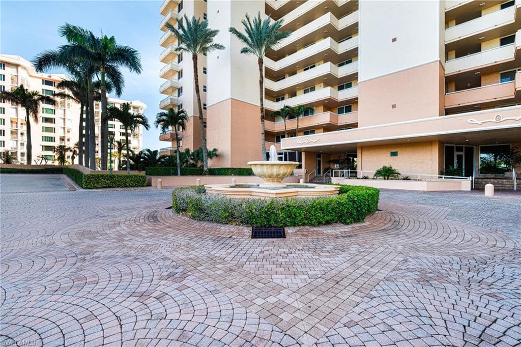 990 Cape Marco Dr 1003, Marco Island, FL 34145-4