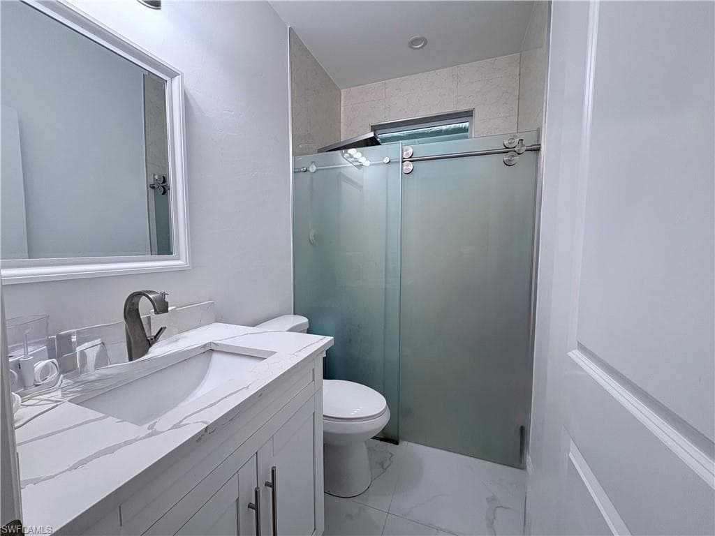 2530 22nd Ave NE, Naples, FL 34120-14