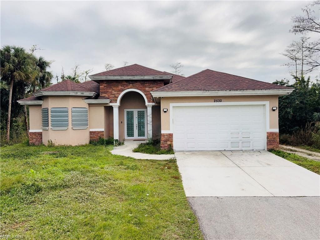 2530 22nd Ave NE, Naples, FL 34120-18