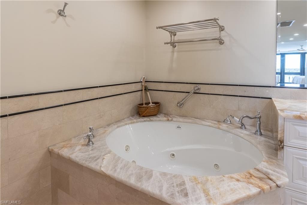 4031 Gulf Shore Blvd N Phie, Naples, FL 34103-23