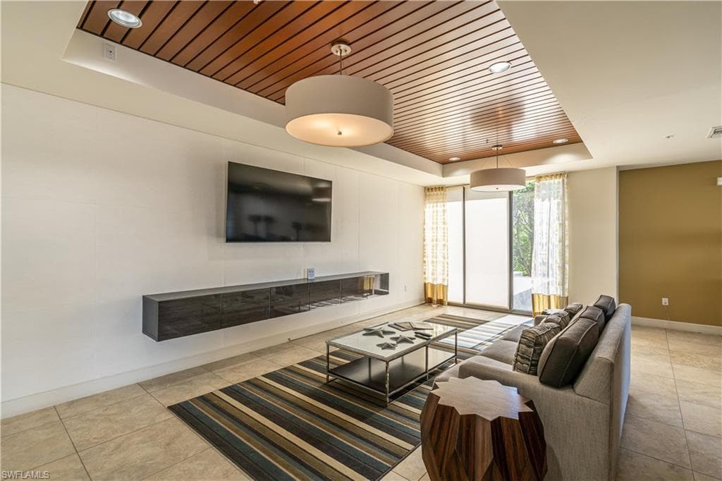 4031 Gulf Shore Blvd N Phie, Naples, FL 34103-35