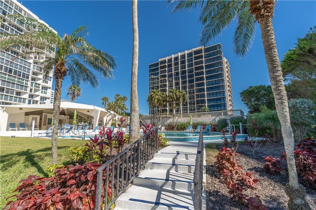 4031 Gulf Shore Blvd N Phie, Naples, FL 34103-3