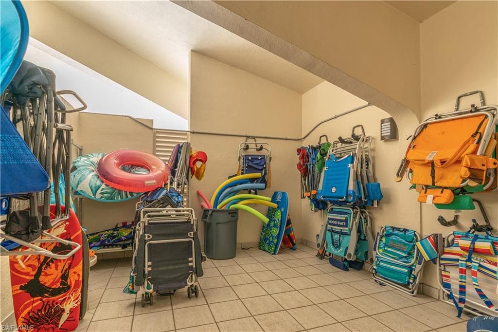 4031 Gulf Shore Blvd N Phie, Naples, FL 34103-42